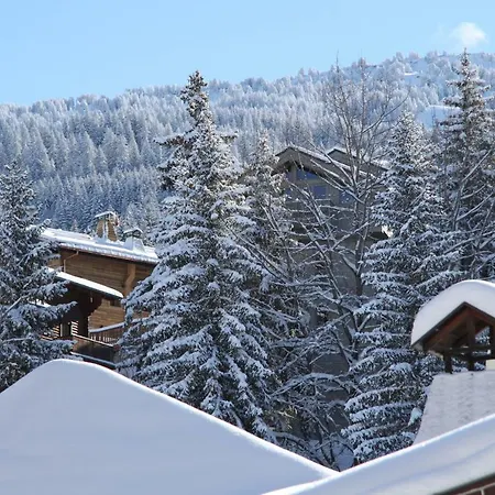 Le Rocher Blanc A *