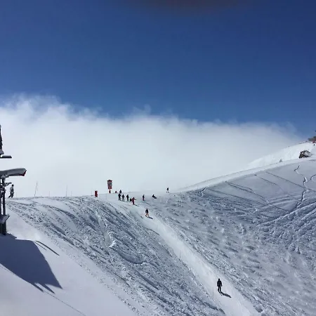 Le Rocher Blanc A *